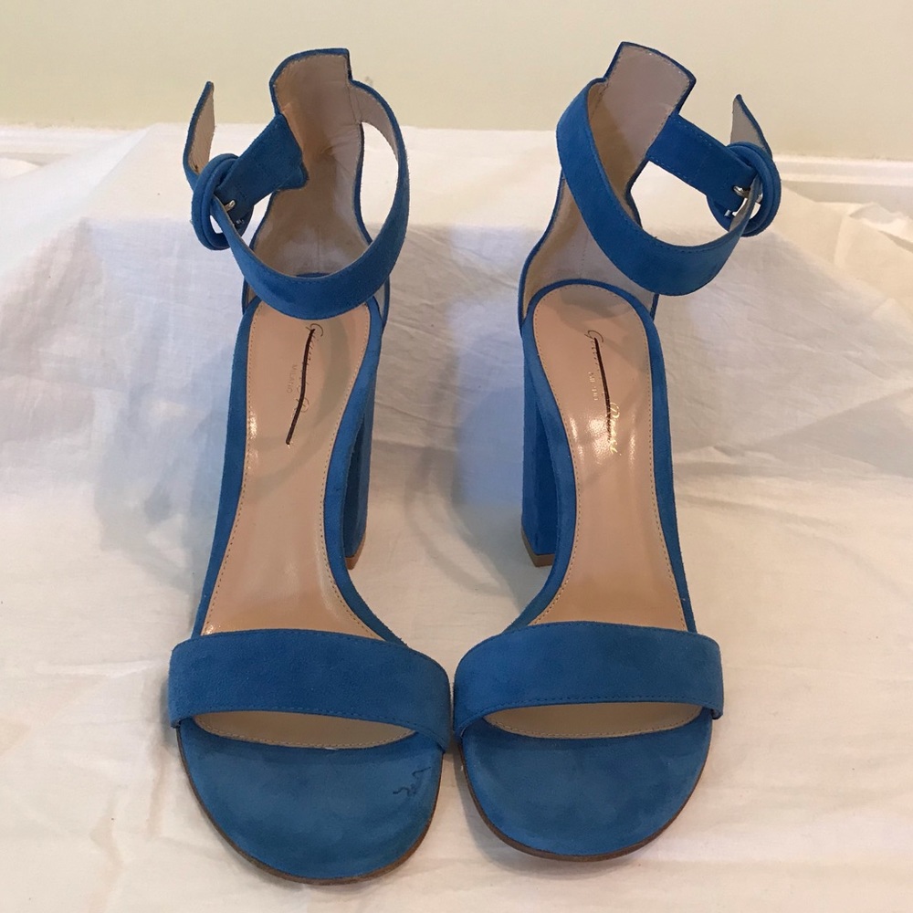 GIANVITO ROSSI Block-Heel Suede Sandals